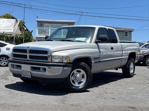 2001 Dodge Ram 2500 SLT