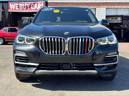 Black Sapphire Metallic 2019 BMW X5 xDrive40i