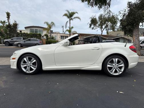 2011 Mercedes-Benz SLK-Class SLK300