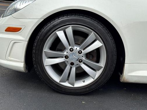 2011 Mercedes-Benz SLK-Class SLK300