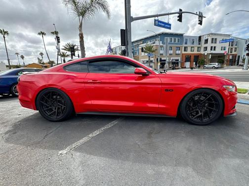 Race Red 2016 Ford Mustang GT