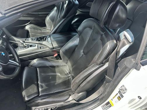 Alpine White 2013 BMW M6 Base