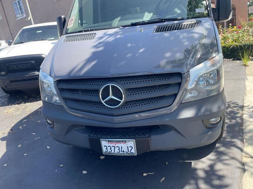 2017 Mercedes-Benz Sprinter 2500 Standard Roof