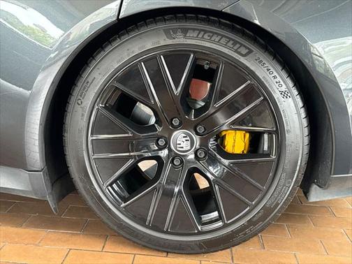 2020 Porsche Taycan Turbo