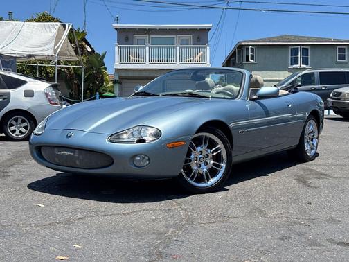Zircon Metallic 2002 Jaguar XK8