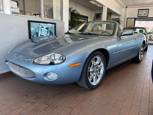 Zircon Metallic 2002 Jaguar XK8