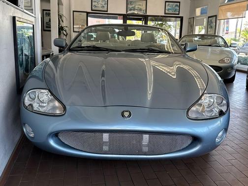Zircon Metallic 2002 Jaguar XK8