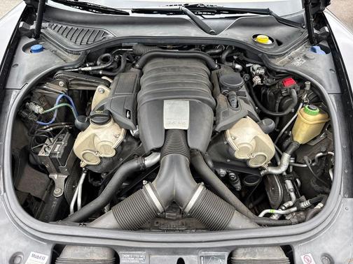 2012 Porsche Panamera 4