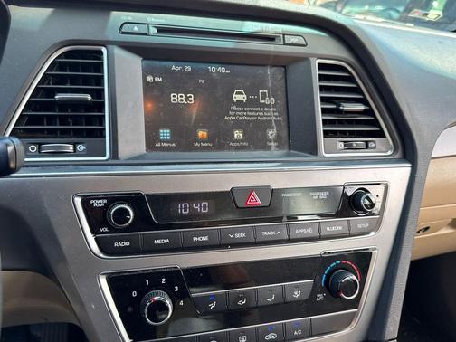 Nouveau Blue 2017 Hyundai SONATA SE