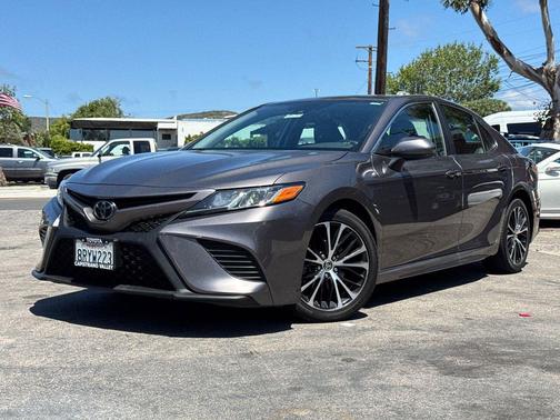 Predawn Gray Mica 2020 Toyota Camry SE