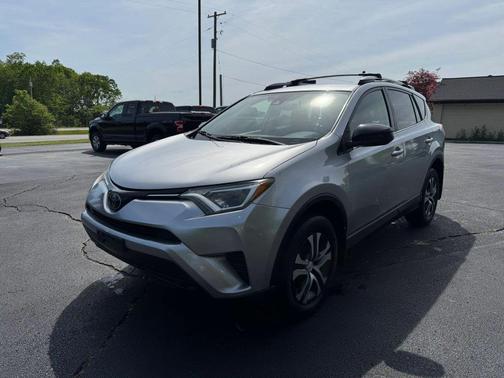 Silver Sky Metallic 2018 Toyota RAV4 LE