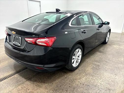 2021 Chevrolet Malibu FWD LT