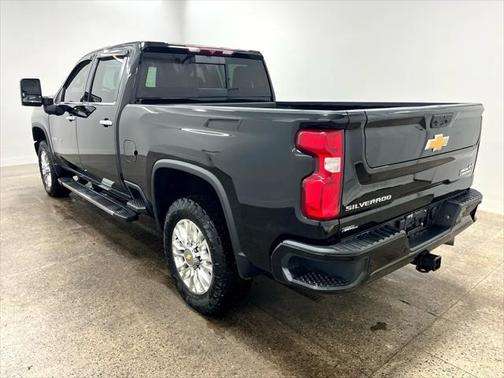2022 Chevrolet Silverado 2500 High Country
