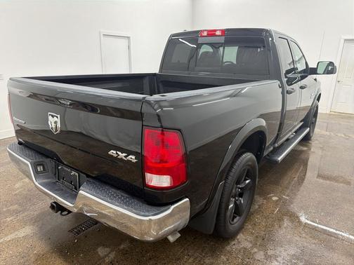 2016 RAM 1500 SLT