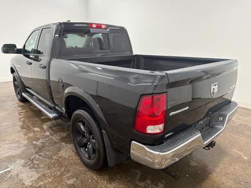 2016 RAM 1500 SLT