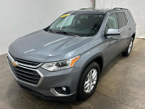 2021 Chevrolet Traverse LT Cloth