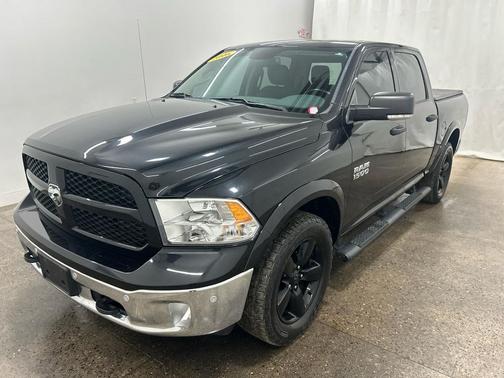 2016 RAM 1500 SLT