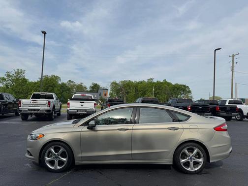 Tectonic 2016 Ford Fusion SE