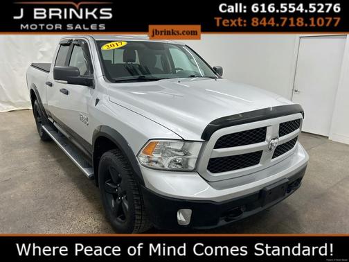 2017 RAM 1500 SLT