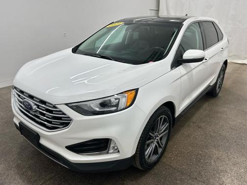 2021 Ford Edge Titanium