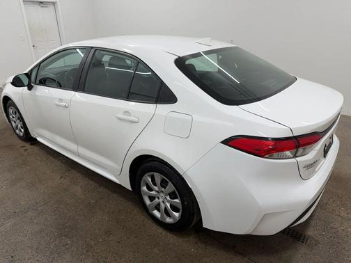 White 2021 Toyota Corolla LE