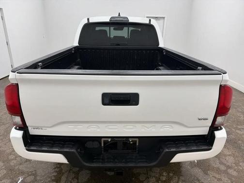 2018 Toyota Tacoma SR5