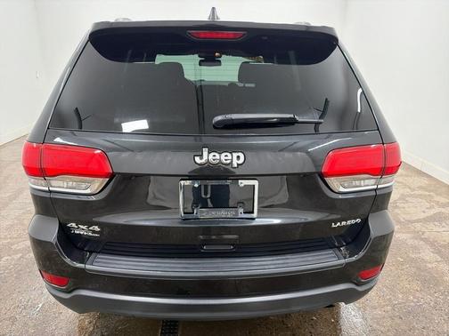 2016 Jeep Grand Cherokee Laredo