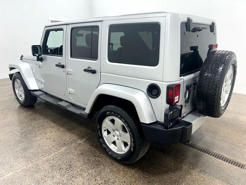 2011 Jeep Wrangler Unlimited Sahara