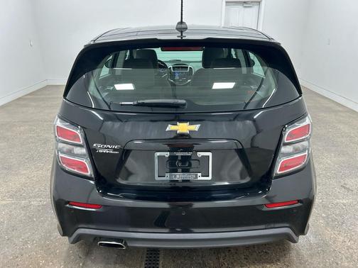 2020 Chevrolet Sonic FWD Hatchback 1FL 5-Door