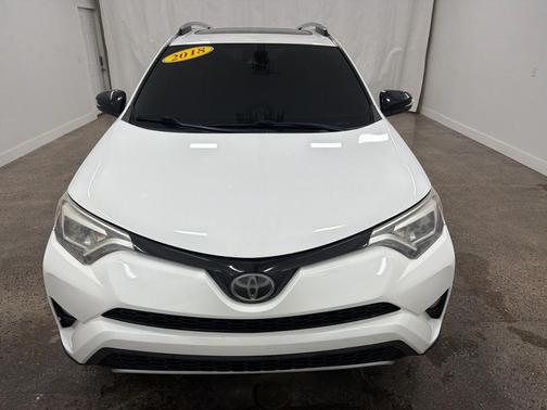 2018 Toyota RAV4 SE