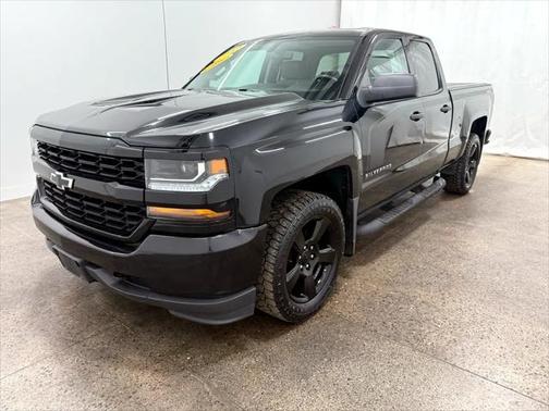 2017 Chevrolet Silverado 1500 Custom