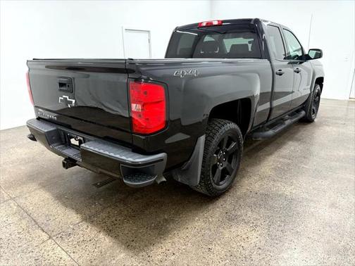 2017 Chevrolet Silverado 1500 Custom
