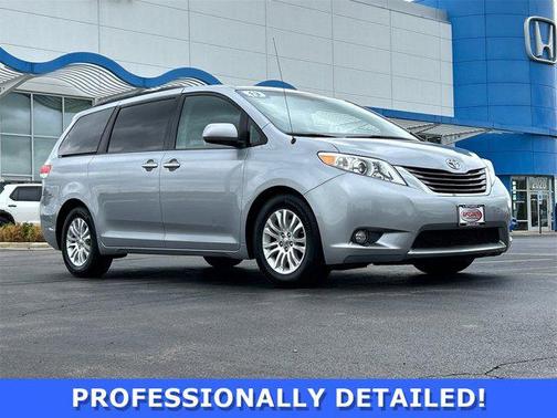 2013 Toyota Sienna XLE