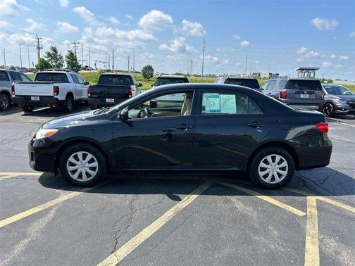 2011 Toyota Corolla LE