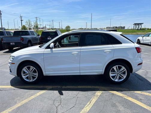 2017 Audi Q3 2.0T Premium