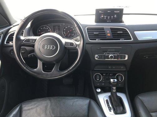 2017 Audi Q3 2.0T Premium