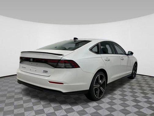 2025 Honda Accord Hybrid Base