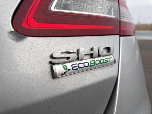 2017 Ford Taurus SHO