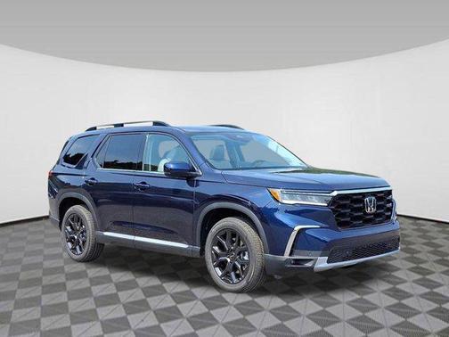 2025 Honda Pilot Touring 8-Passenger