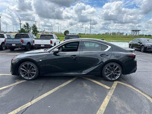 2022 Lexus IS 350 Base