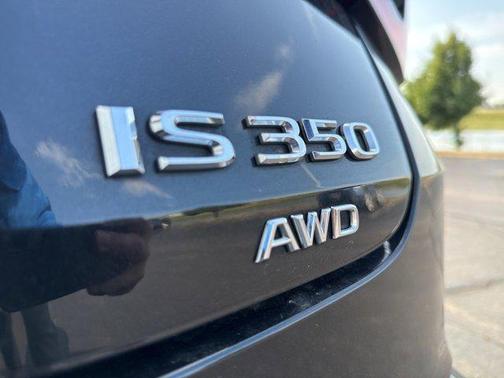 2022 Lexus IS 350 Base