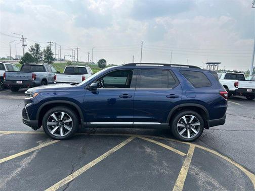 2024 Honda Pilot Touring 8-Passenger