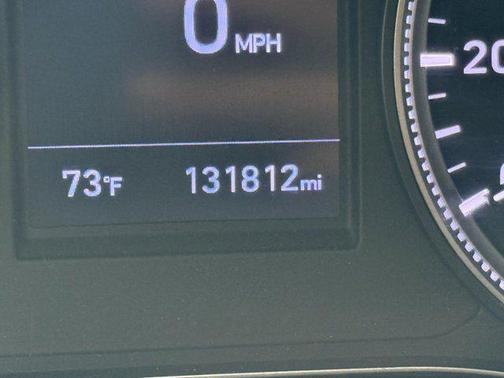 2019 Hyundai SANTA FE SE 2.4