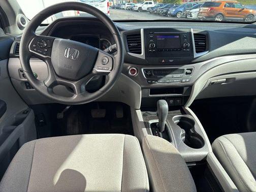 2020 Honda Pilot AWD LX