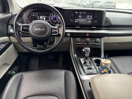 2022 Kia Carnival LXS
