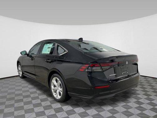 2025 Honda Accord LX 1.5T