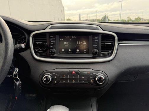 2019 Kia Sorento L