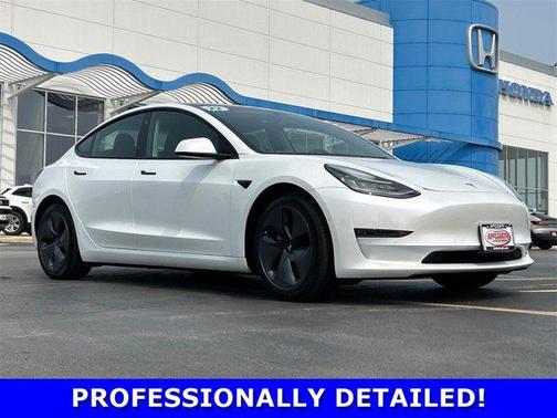 2022 Tesla Model 3 Long Range
