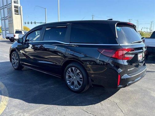 2025 Honda Odyssey Touring