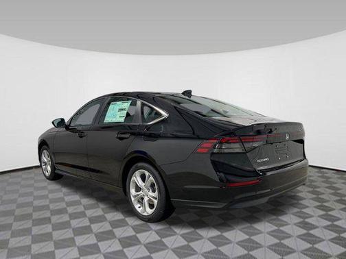 2025 Honda Accord LX 1.5T